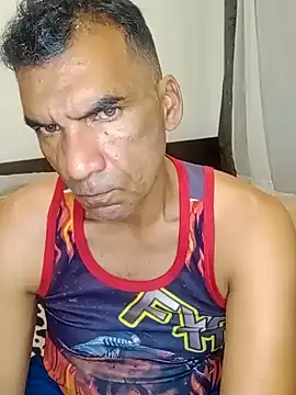 Snapshot of Daddy1972 chatting on 8, 2, 2025 Daddy1972 online show from 8, 2, 2025