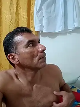 Snapshot of Daddy1972 chatting on 28, 9, 2025 Daddy1972 online show from 28, 9, 2025