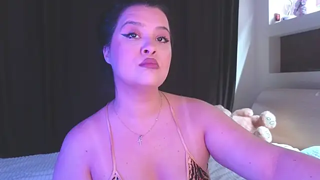 Snapshot of Malika_uAngel chatting on 28, 7, 2026 Malika uAngel online show from 28, 7, 2026