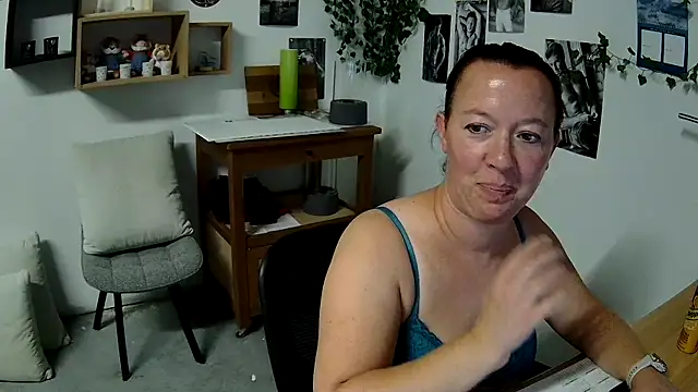 AnyaKreyxh online show from 26, 10, 2025