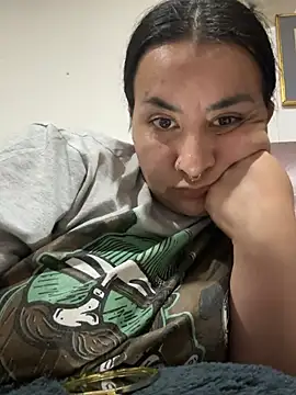 Abril Luv online show from 24, 3, 2026