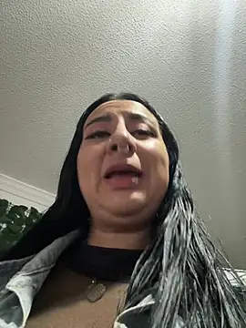 Snapshot of Abril_Luv chatting on 13, 6, 2026 Abril Luv online show from 13, 6, 2026
