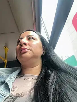 Snapshot of Abril_Luv chatting on 14, 7, 2026 Abril Luv online show from 14, 7, 2026
