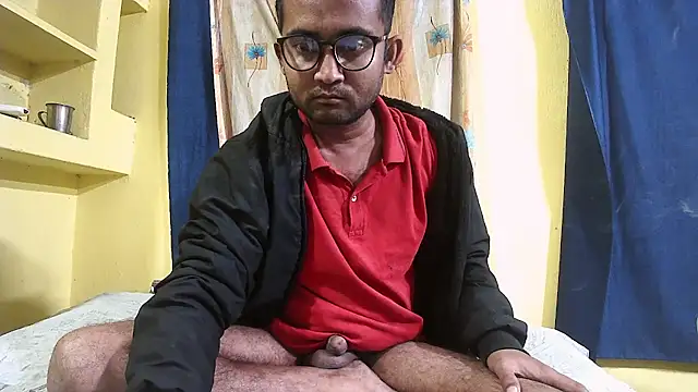 Cute boy2000 online show from 25, 12, 2024