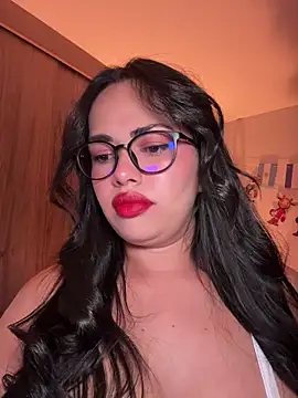 Snapshot of andra_rose chatting on 23, 6, 2026 andra rose online show from 23, 6, 2026