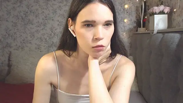 Nicole-Petite online show from 6, 12, 2024