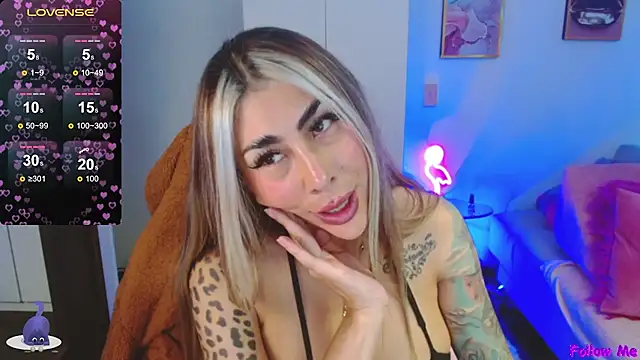 Martina Dash online show from 22, 1, 2025