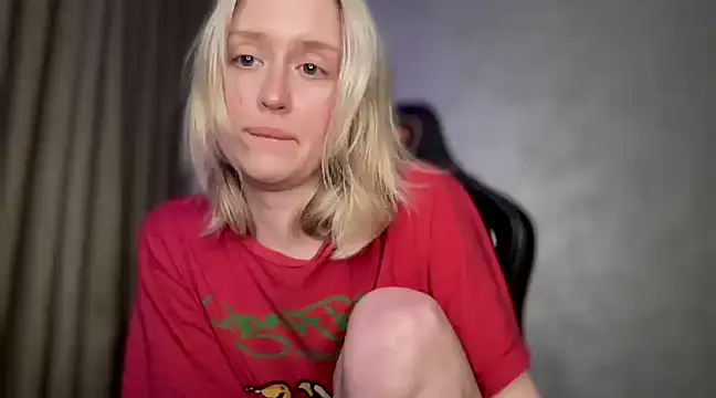 Snapshot of iilovetomatoes chatting on 16, 1, 2025 iilovetomatoes online show from 16, 1, 2025