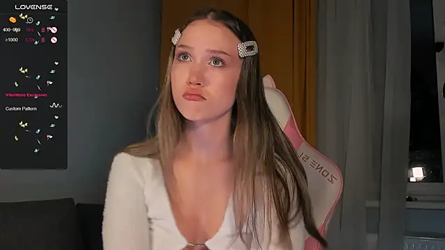 Snapshot of Amelia_Lein chatting on 27, 1, 2025 Amelia Lein online show from 27, 1, 2025