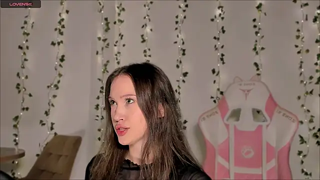 Snapshot of Amelia_Lein chatting on 22, 11, 2025 Amelia Lein online show from 22, 11, 2025