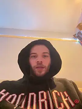 Snapshot of Z1uk chatting on 10, 12, 2024 Z1uk online show from 10, 12, 2024