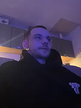 Snapshot of Z1uk chatting on 5, 2, 2026 Z1uk online show from 5, 2, 2026