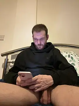 Snapshot of Z1uk chatting on 16, 7, 2026 Z1uk online show from 16, 7, 2026
