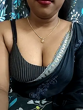 Snapshot of ANGE-MOU chatting on 25, 4, 2026 ANGE-MOU online show from 25, 4, 2026