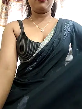 Snapshot of ANGE-MOU chatting on 1, 5, 2026 ANGE-MOU online show from 1, 5, 2026