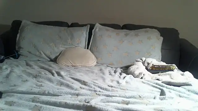 Snapshot of lofibunni chatting on 1, 3, 2025 lofibunni online show from 1, 3, 2025