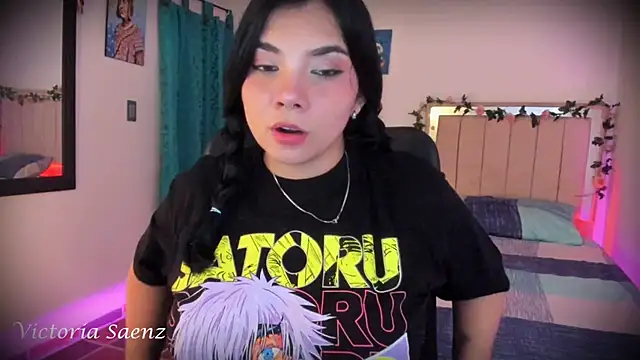 victoriaasaenz  online show from 7, 1, 2026