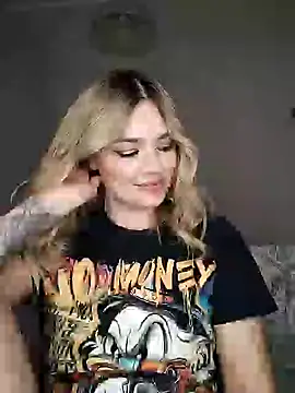 KrissSexi online show from 15, 3, 2025