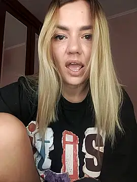 KrissSexi online show from 14, 9, 2025