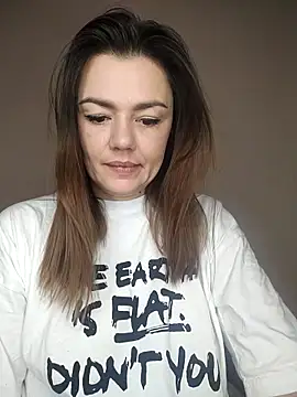 Snapshot of KrissSexi chatting on 7, 2, 2026 KrissSexi online show from 7, 2, 2026