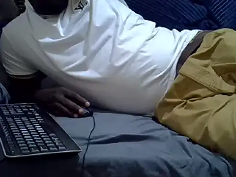 Snapshot of Leebwoy20 chatting on 24, 12, 2024 Leebwoy20 online show from 24, 12, 2024