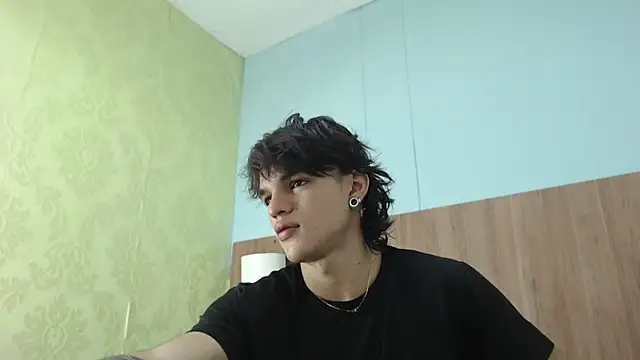 AlbertBernal69 online show from 21, 3, 2025