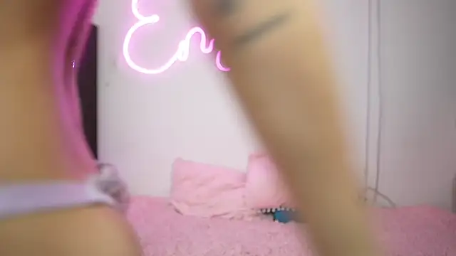 emily smittt online show from 14, 1, 2025