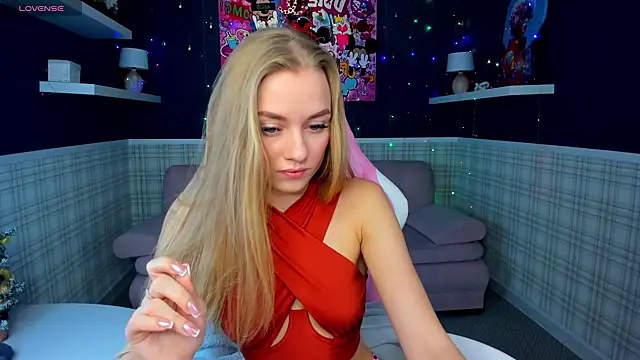 Snapshot of Barbie_Lis chatting on 19, 12, 2024 Barbie Lis online show from 19, 12, 2024