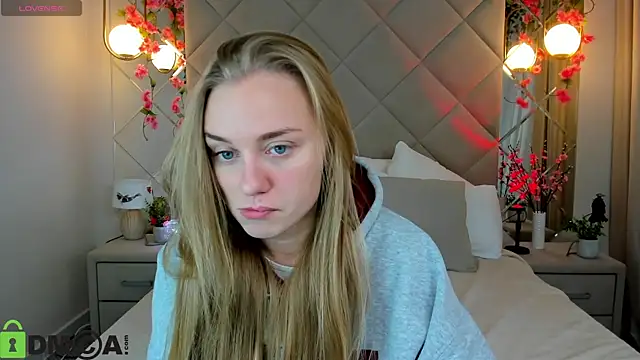 Barbie Lis online show from 29, 11, 2025