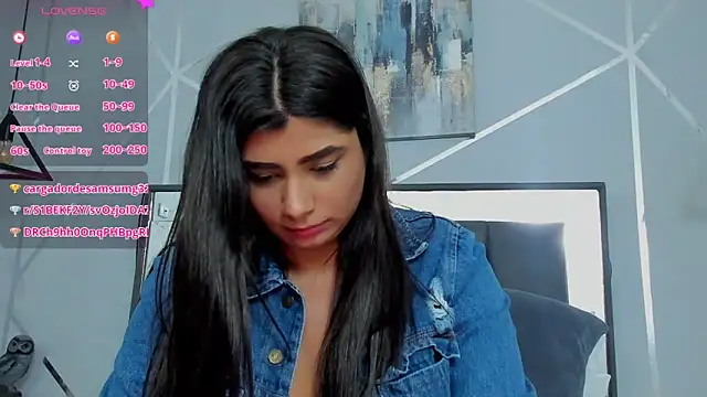 Snapshot of ZiaCalifa chatting on 3, 1, 2025 ZiaCalifa online show from 3, 1, 2025