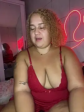 Snapshot of MinaBoss chatting on 11, 2, 2025 MinaBoss online show from 11, 2, 2025