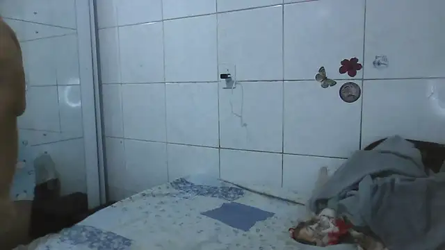 Snapshot of MinaBoss chatting on 5, 10, 2025 MinaBoss online show from 5, 10, 2025