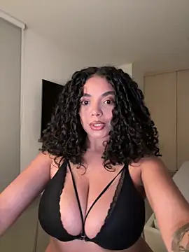 Mariecurl online show from 21, 11, 2025