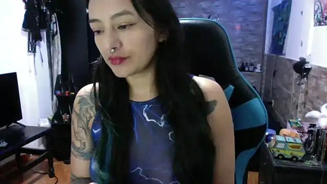 AngelaQueen  online show from 14, 10, 2025