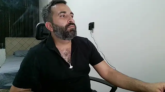 Snapshot of tgltplsr chatting on 29, 10, 2025 tgltplsr online show from 29, 10, 2025