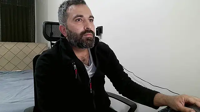 Snapshot of tgltplsr chatting on 23, 11, 2025 tgltplsr online show from 23, 11, 2025