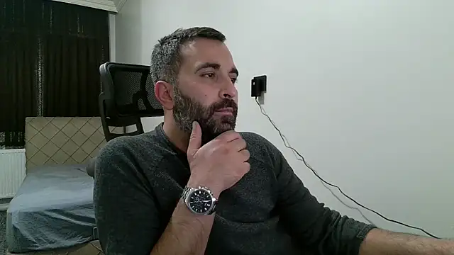 Snapshot of tgltplsr chatting on 15, 12, 2025 tgltplsr online show from 15, 12, 2025