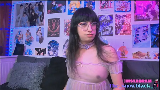 Snapshot of snowblack_ chatting on 13, 2, 2026 snowblack online show from 13, 2, 2026