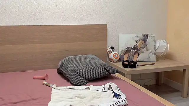 ZoeKhalifa online show from 1, 3, 2025