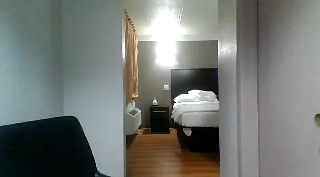 Snapshot of SlimBeenBadd1981 chatting on 2, 12, 2024 SlimBeenBadd1981 online show from 2, 12, 2024