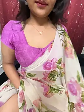 Snapshot of LuscousPussy chatting on 5, 3, 2025 LuscousPussy online show from 5, 3, 2025