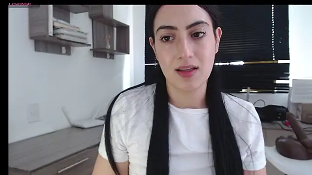 MIYESSI online show from 8, 3, 2025