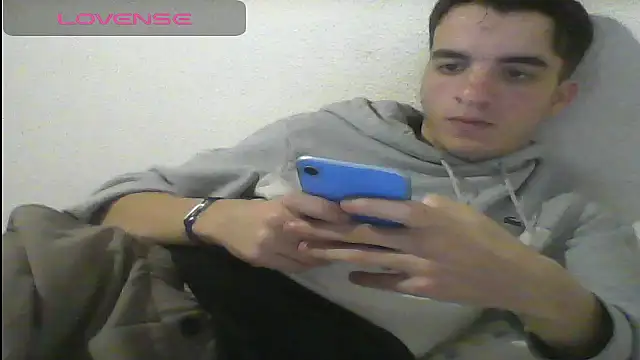 Tombgy07 online show from 3, 2, 2025