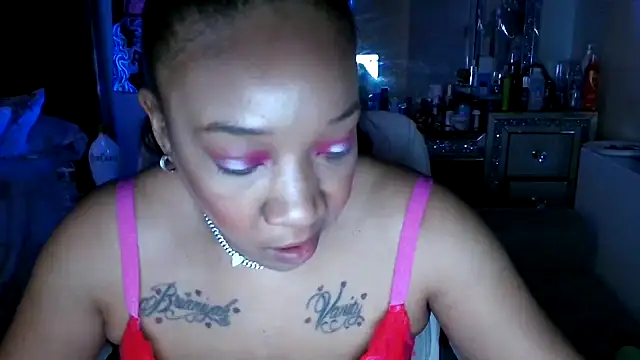 YasmineMinaj online show from 15, 2, 2025