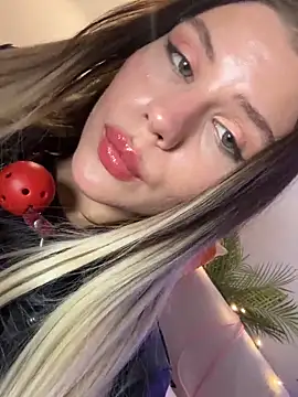 KittyKatyDream online show from 6, 3, 2025