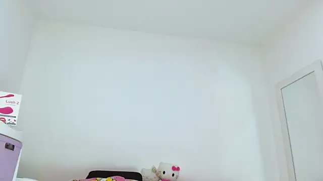 sashacreamy  online show from 16, 10, 2025