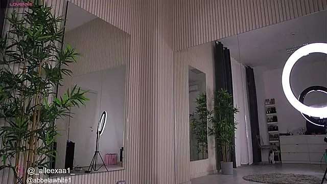 Abbela White online show from 19, 2, 2025