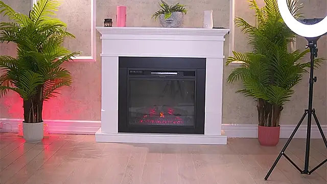 Snapshot of Abbela_White chatting on 4, 3, 2026 Abbela White online show from 4, 3, 2026