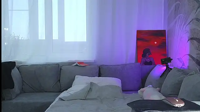 lily  foster online show from 22, 2, 2025