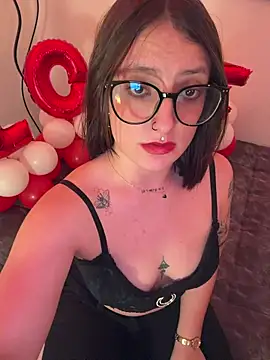 Megan lu2 online show from 15, 2, 2026